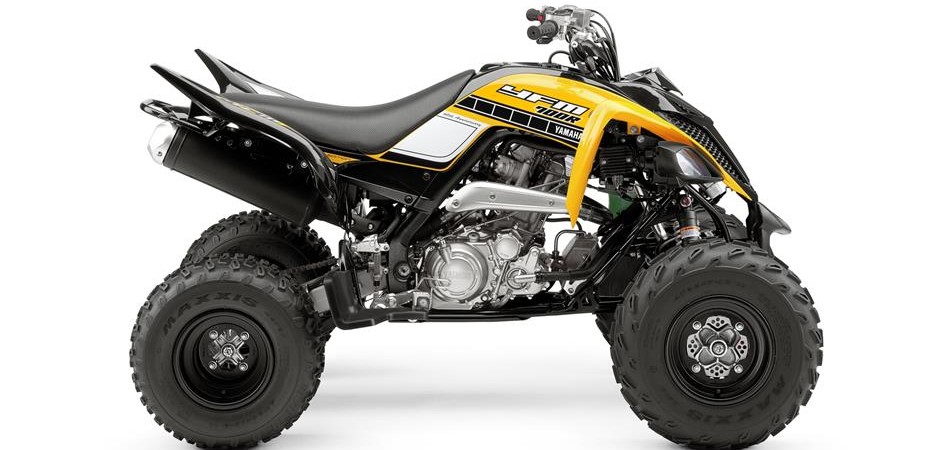 2016-yamaha-yfm700r-special-edition-eu-60th-anniversary-studio-002-1