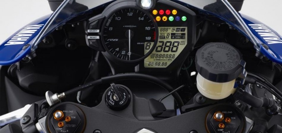 yzf-r6-17 (16)