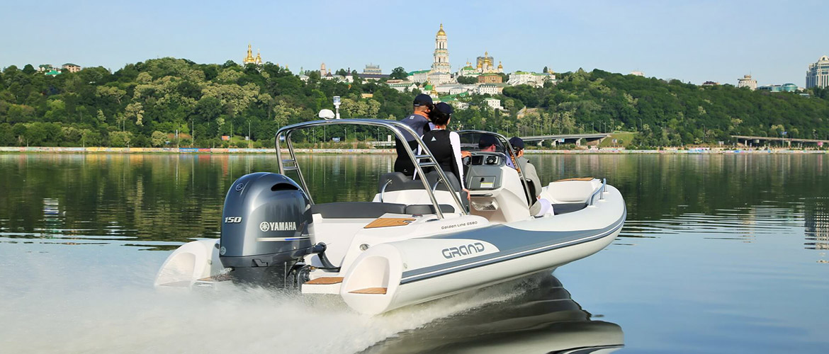 Купить ямаху 150. Grand Golden line g580lf. Лодочный Yamaha 150. F150 Yamaha мотор. Катер с мотором Yamaha f150.