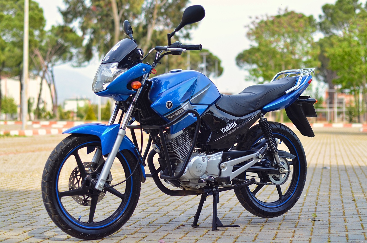 Yamaha YBR 125 Custom